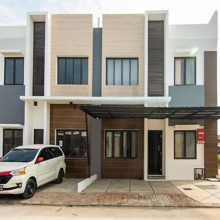 Oyo 3824 Columbus Residence J1 Telukjambe Εξωτερικό φωτογραφία