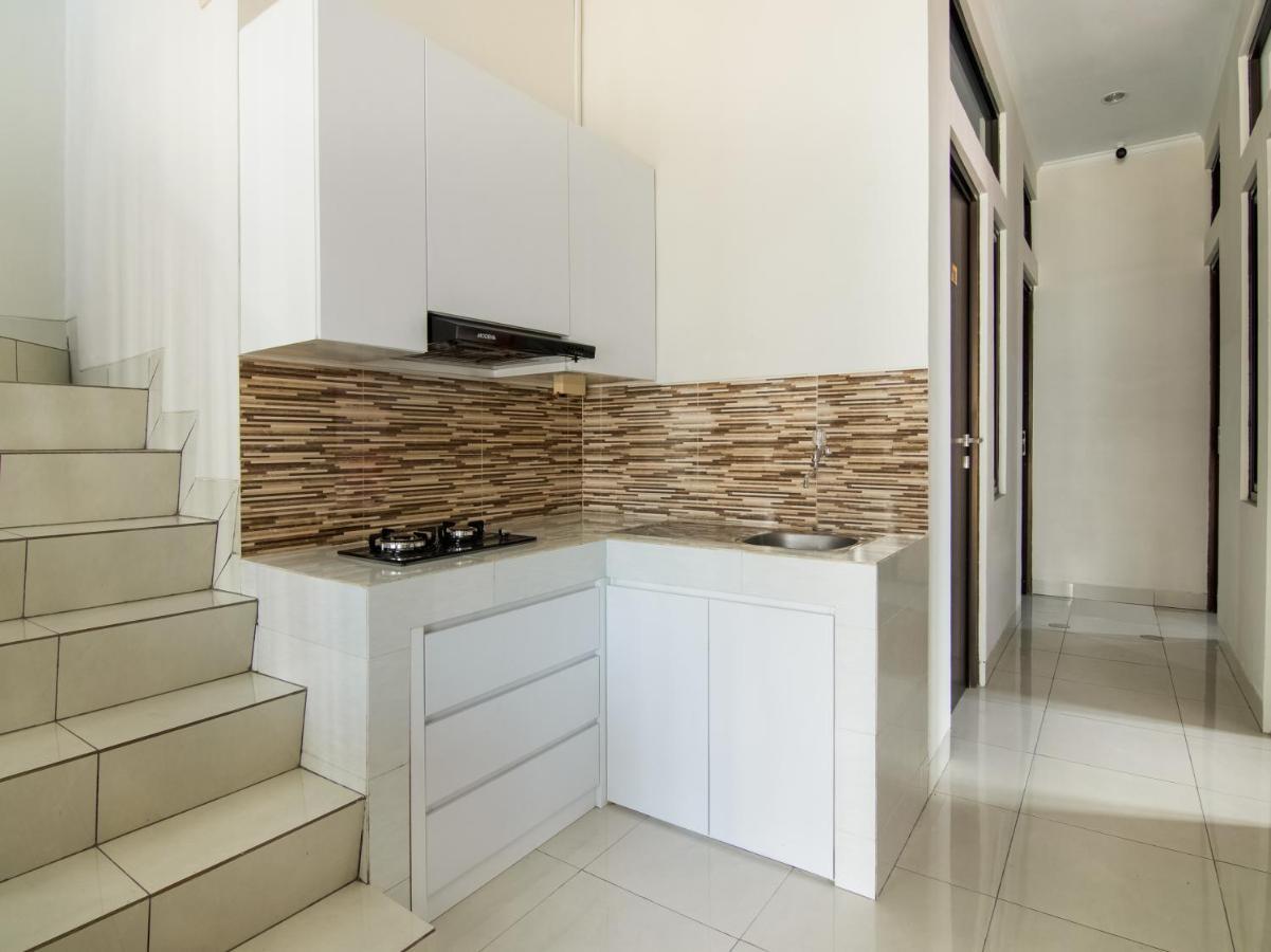 Oyo 3824 Columbus Residence J1 Telukjambe Εξωτερικό φωτογραφία