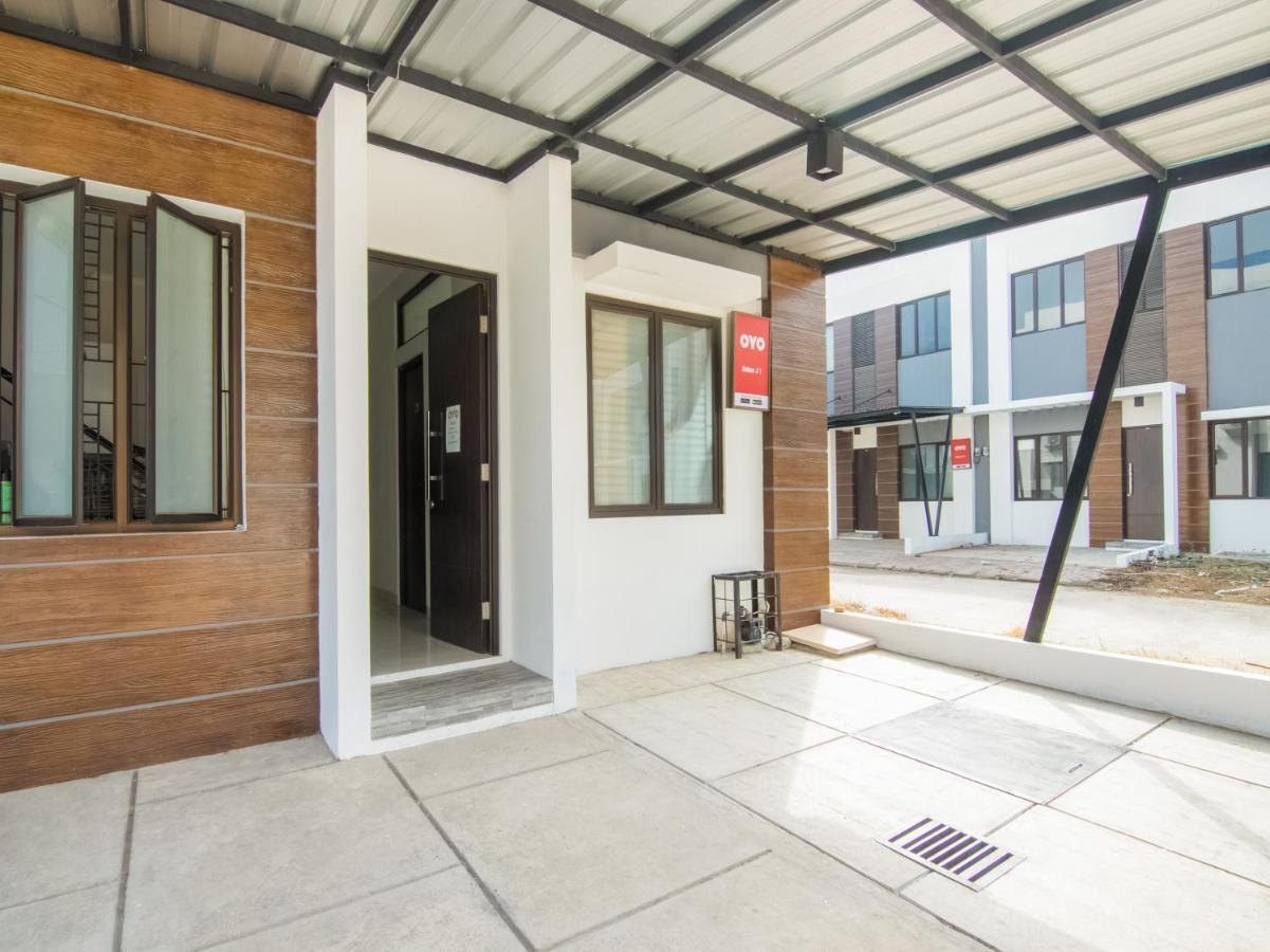 Oyo 3824 Columbus Residence J1 Telukjambe Εξωτερικό φωτογραφία
