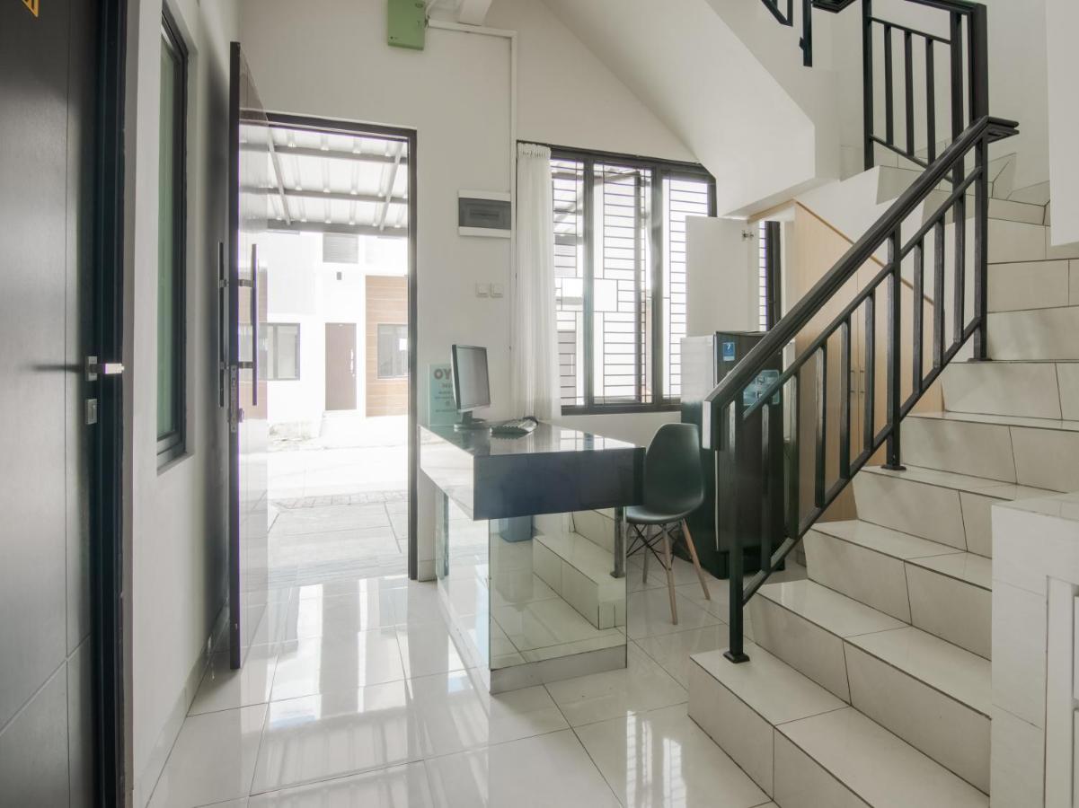 Oyo 3824 Columbus Residence J1 Telukjambe Εξωτερικό φωτογραφία