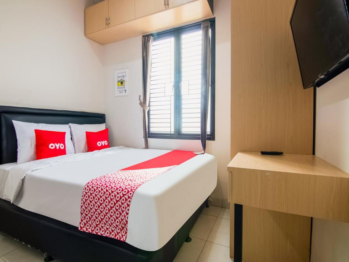 Oyo 3824 Columbus Residence J1 Telukjambe Εξωτερικό φωτογραφία