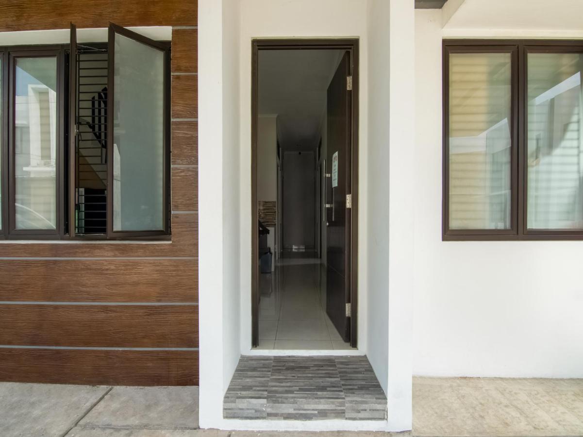 Oyo 3824 Columbus Residence J1 Telukjambe Εξωτερικό φωτογραφία